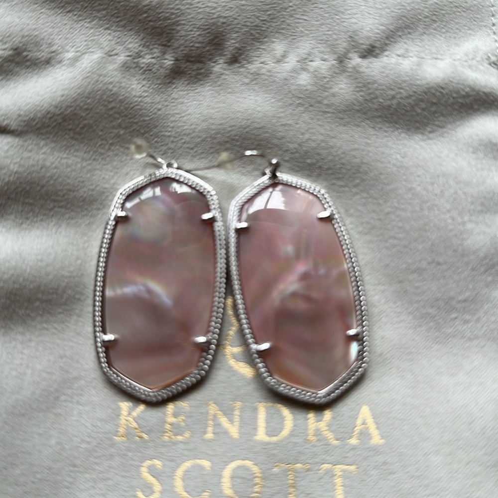 Kendra Scott Pink Danielle’s